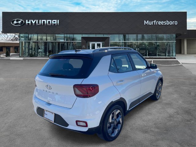 Certified 2025 Hyundai Venue Limited FWD image 5