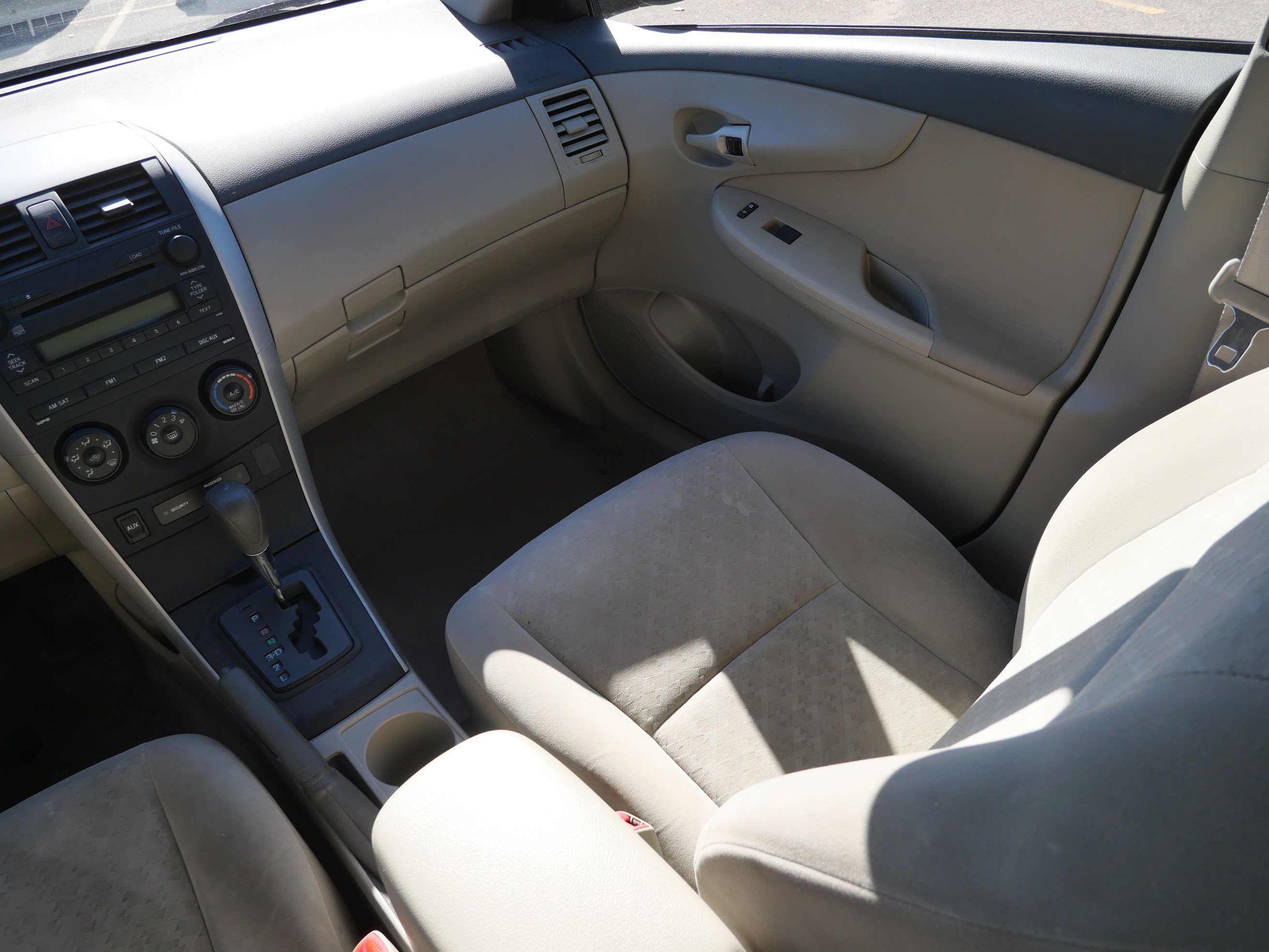 Used 2009 Toyota Corolla LE FWD image 11