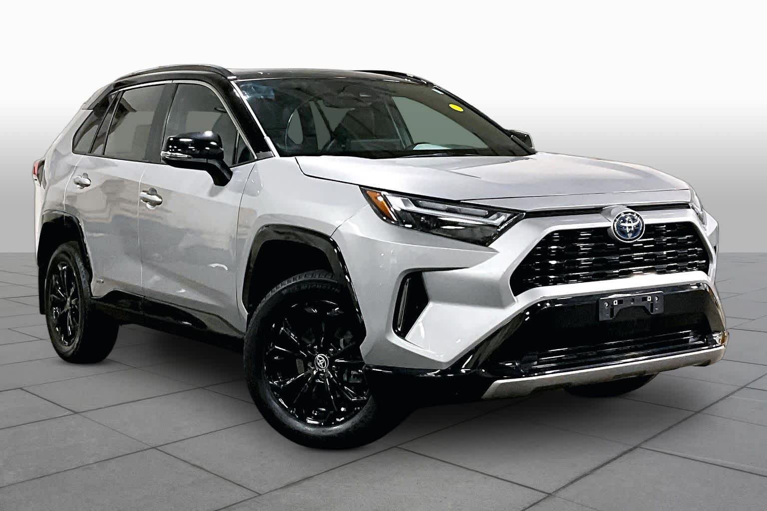 Certified 2024 Toyota RAV4 XSE w/ Weather Package AWD/4WD image 3