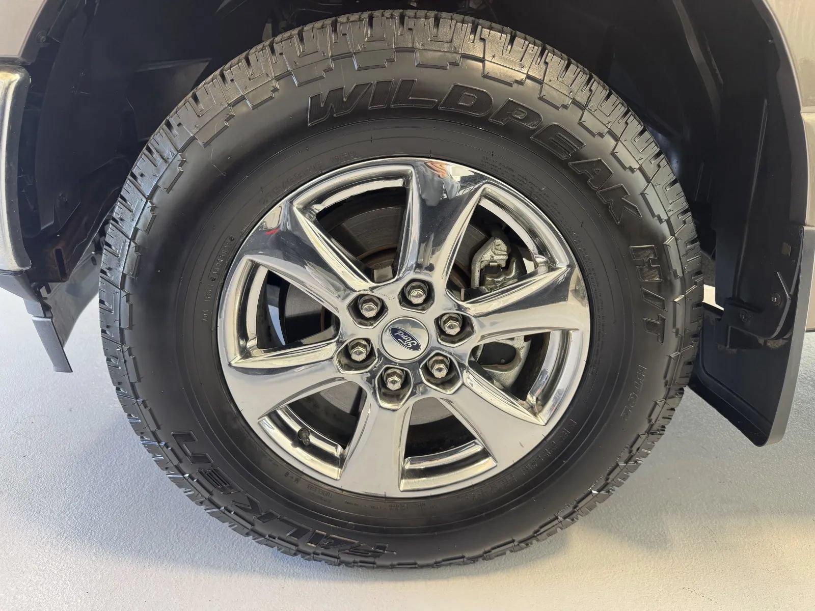 Used 2019 Ford F150 XLT w/ Equipment Group 302A Luxury AWD/4WD image 37