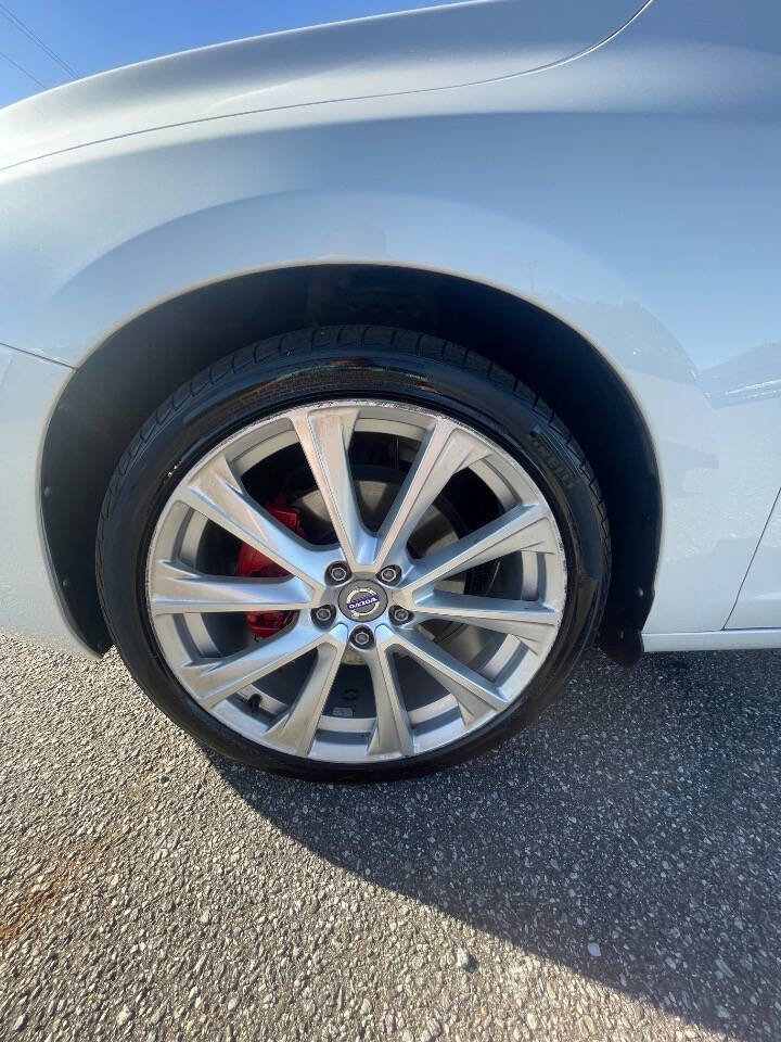 Used 2017 Volvo S60 T5 Inscription image 27