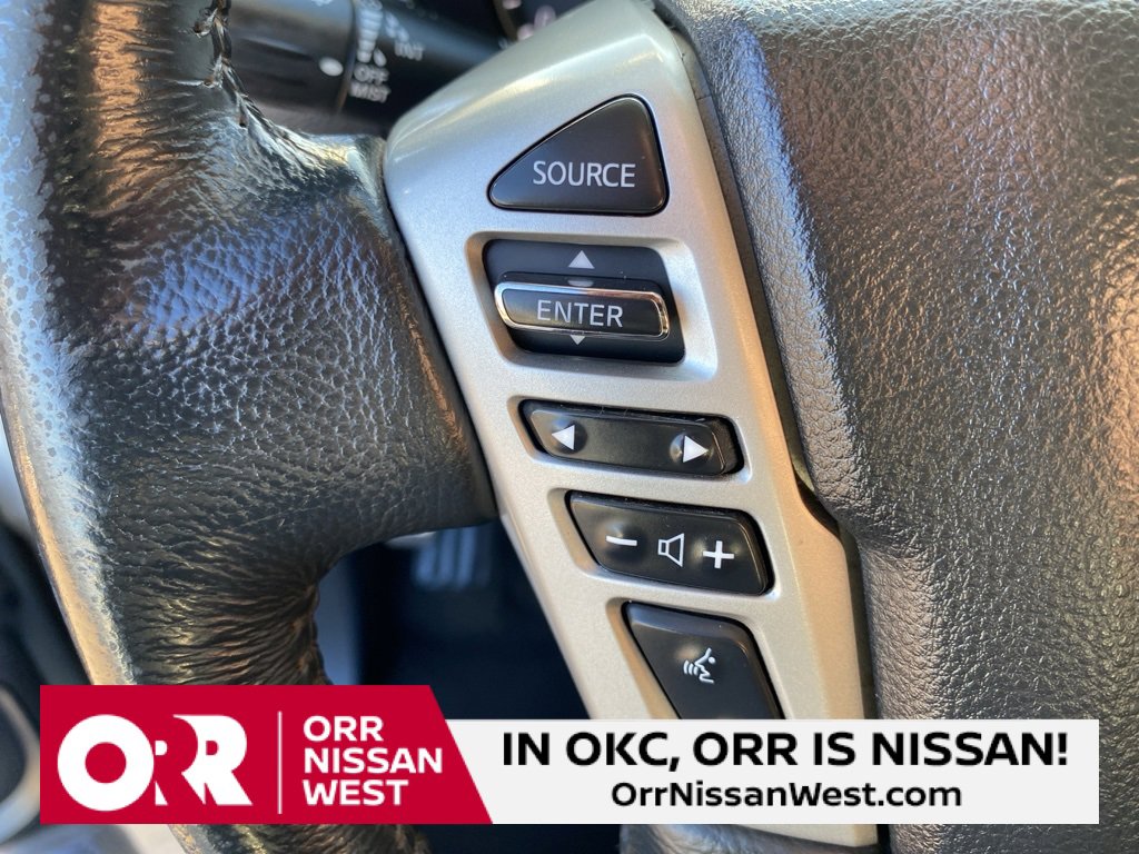 Used 2021 Nissan Titan SV w/ SV Convenience Package image 24