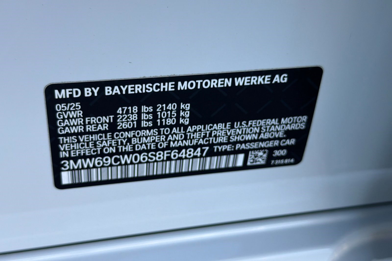 Used 2025 BMW 330i Sedan w/ Premium Package image 41