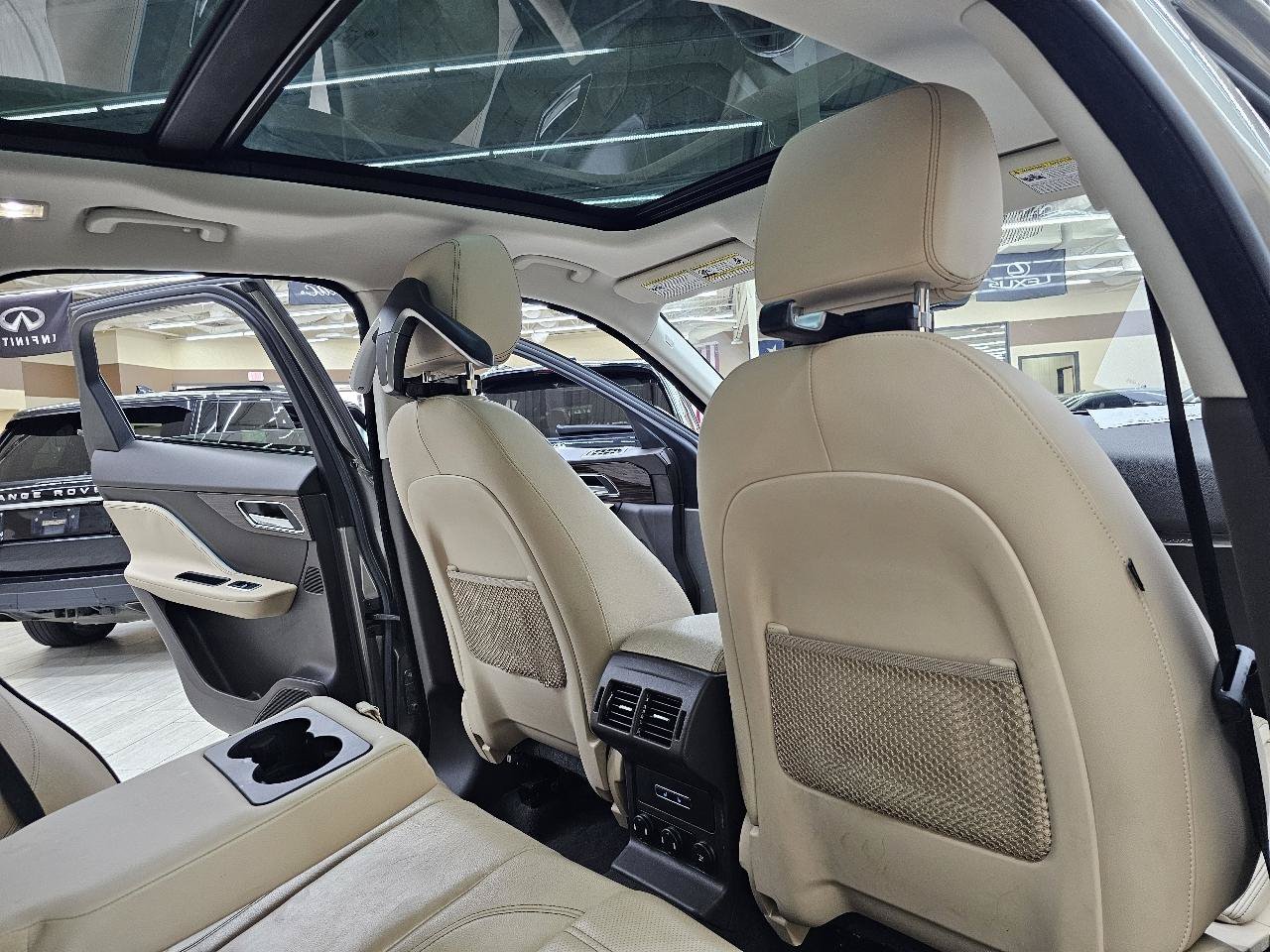 Used 2018 Jaguar F-PACE Prestige AWD/4WD image 25