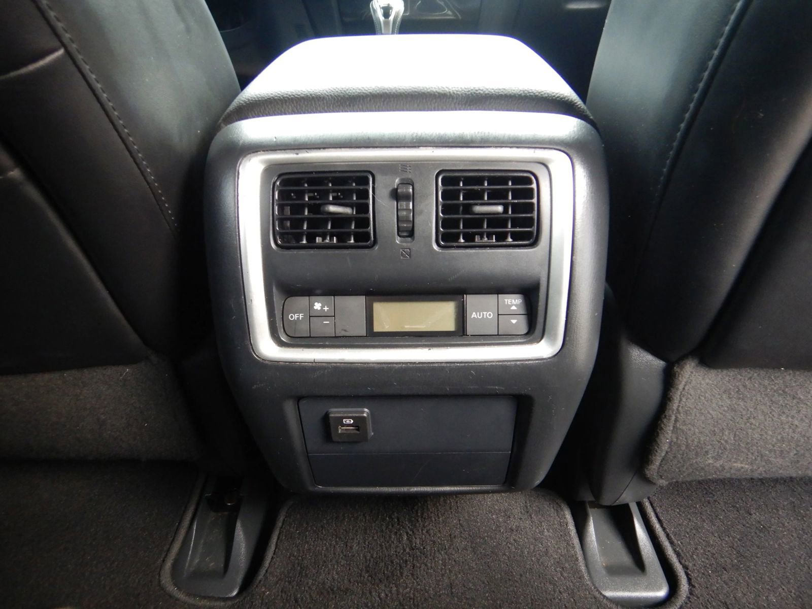 Used 2018 INFINITI QX60 FWD w/ Premium Package image 24