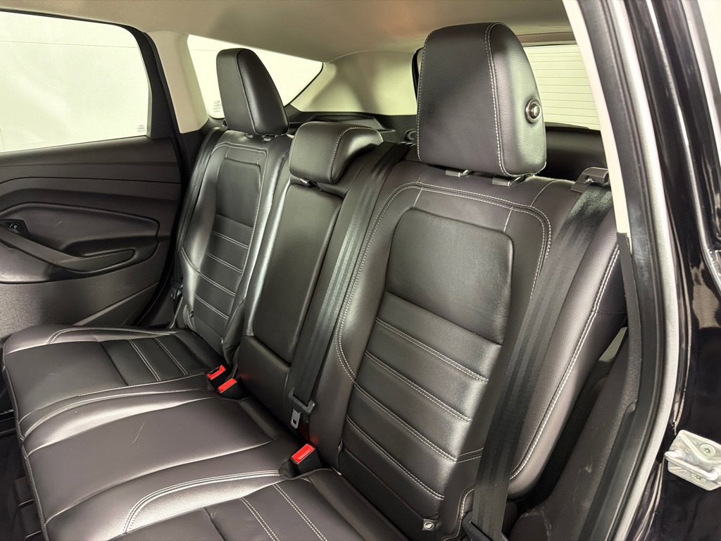 Used 2019 Ford Escape Titanium AWD/4WD image 19