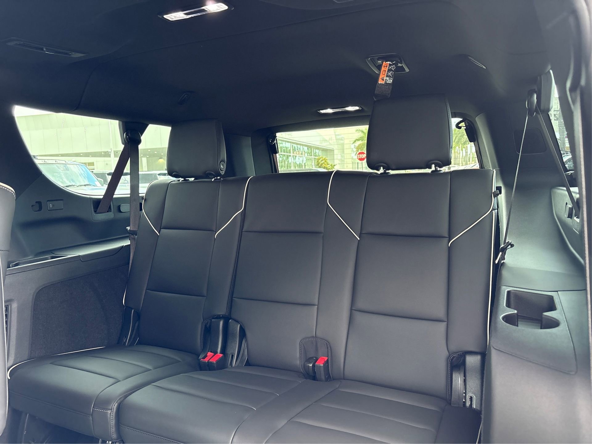 New 2026 Cadillac Escalade ESV Sport w/ LPO, ONYX Package image 12