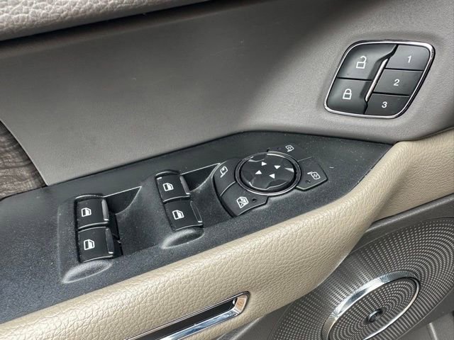 Used 2019 Ford Expedition Limited w/ Equipment Group 302A image 29