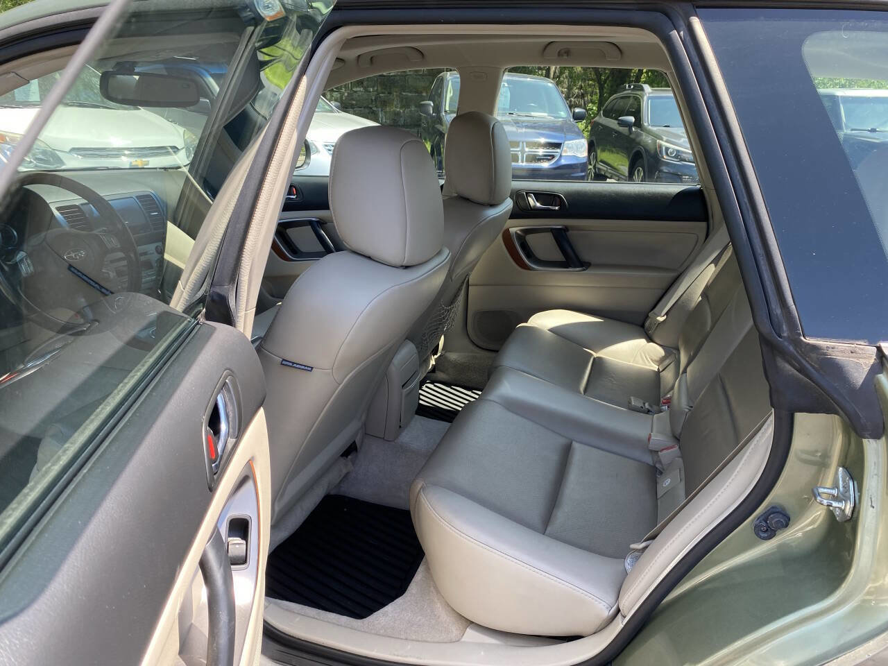 Used 2006 Subaru Outback 3.0R L.L. Bean AWD/4WD image 11
