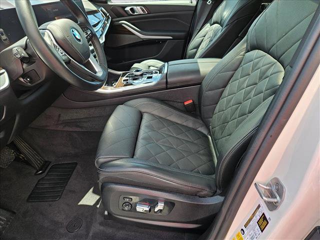 Certified 2024 BMW X5 xDrive50e w/ Executive Package AWD/4WD image 15