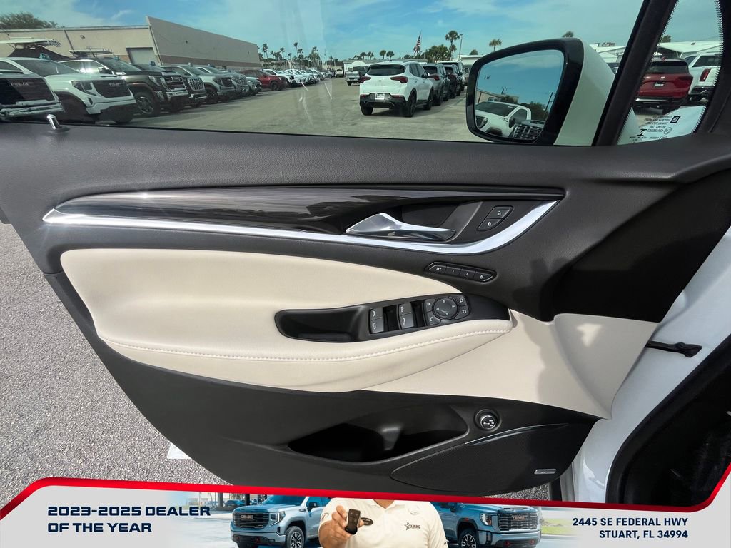 Used 2023 Buick Enclave Premium w/ Experience Buick Package image 24