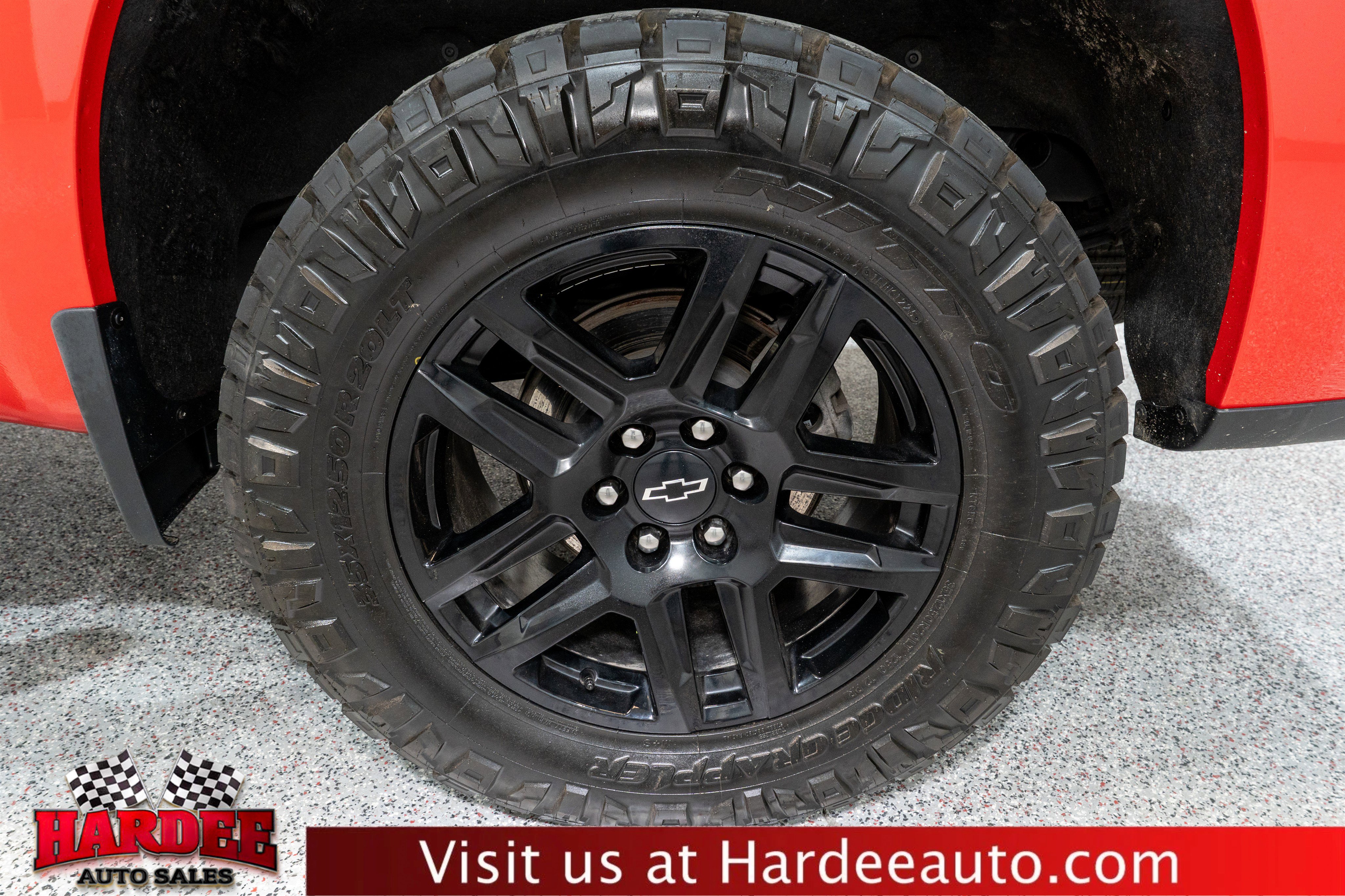 Used 2023 Chevrolet Silverado 1500 Custom w/ LPO, Dark Essentials Package image 10