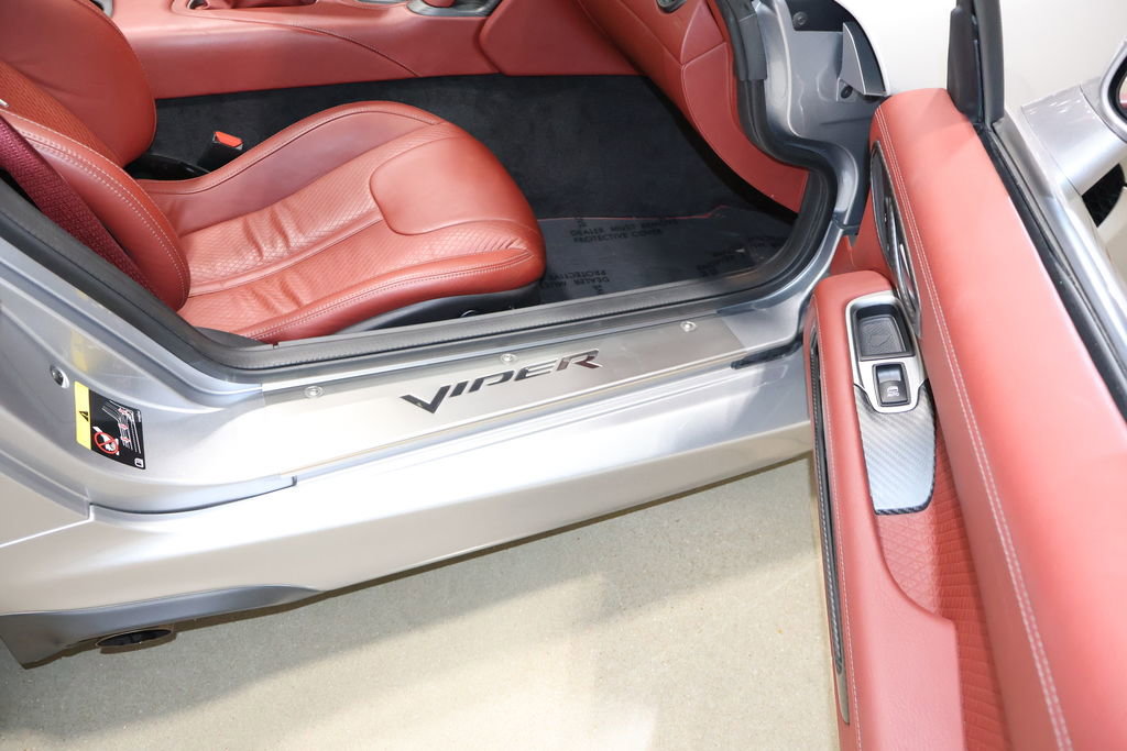 Used 2017 Dodge Viper GTC w/ ACR Package image 44