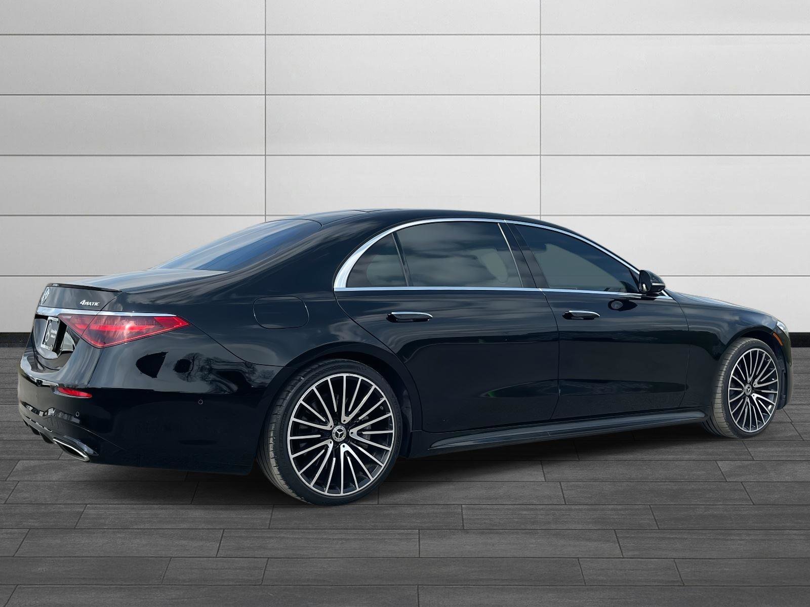 Certified 2022 Mercedes-Benz S 580 4MATIC Sedan image 3