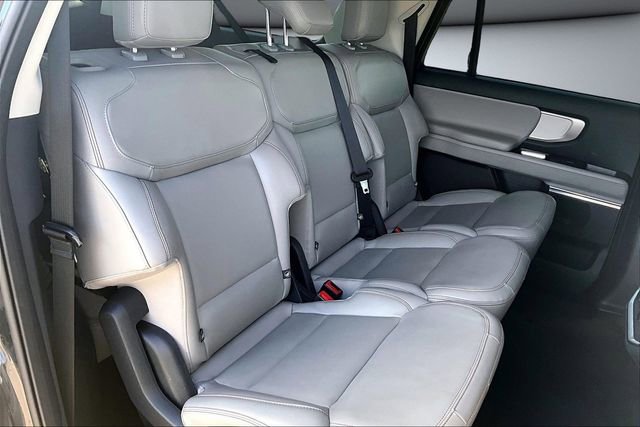 Used 2025 Ford Expedition Max Active image 25