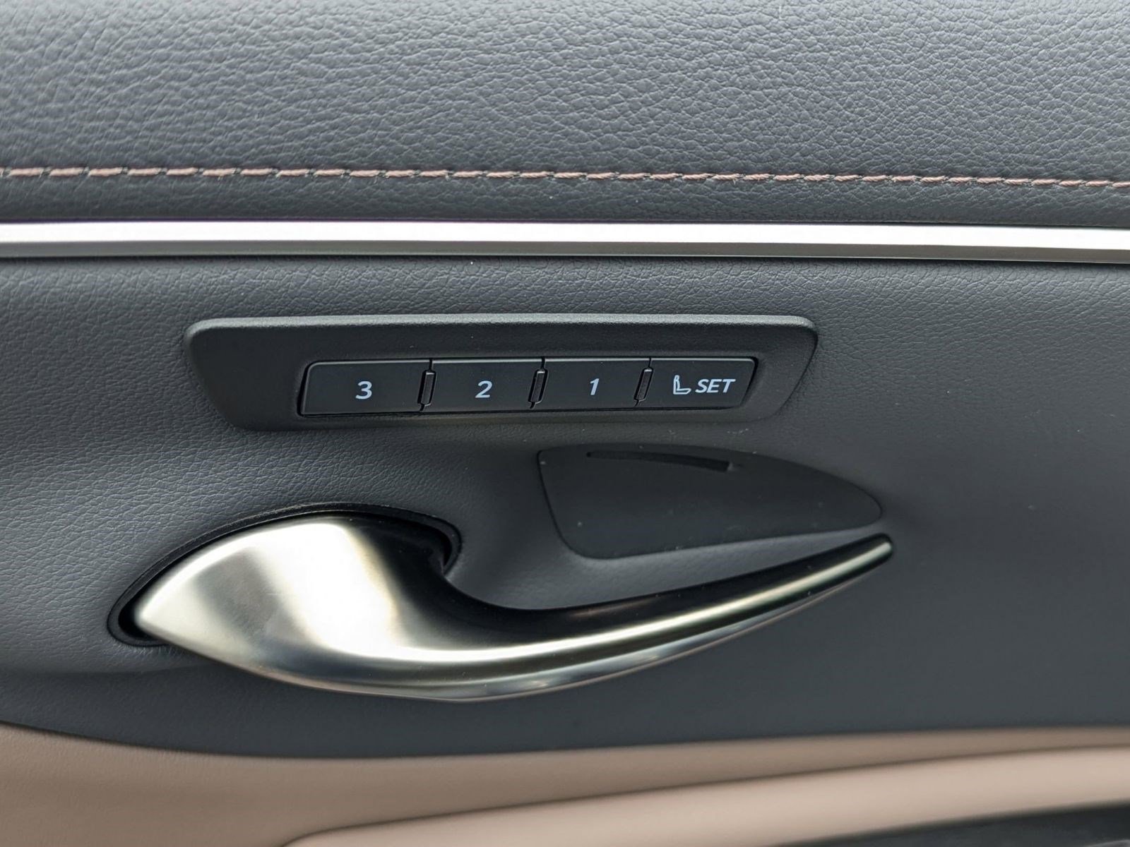 New 2025 Lexus ES 350 ES 350 image 22