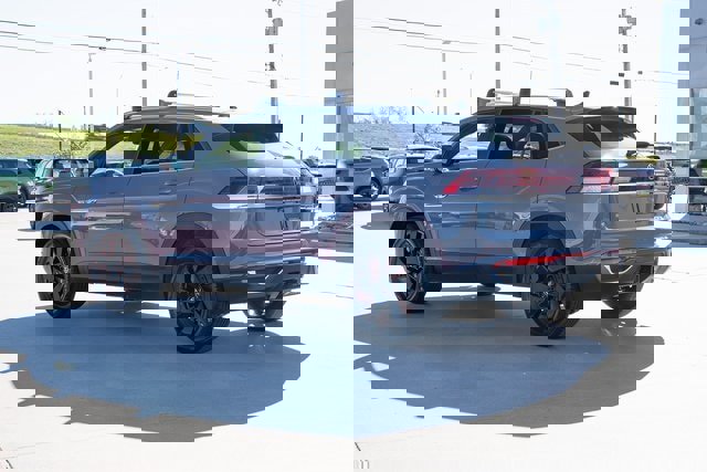 New 2026 Volkswagen Atlas Cross Sport SE image 4