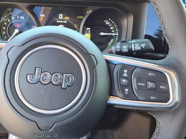 Used 2025 Jeep Wrangler Sahara 4xe image 9