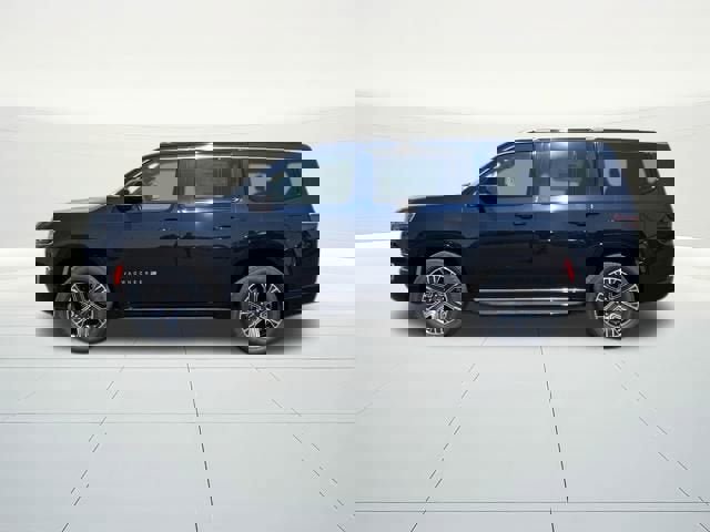 New 2025 Jeep Wagoneer 4WD w/ HD Trailer Tow Package image 4