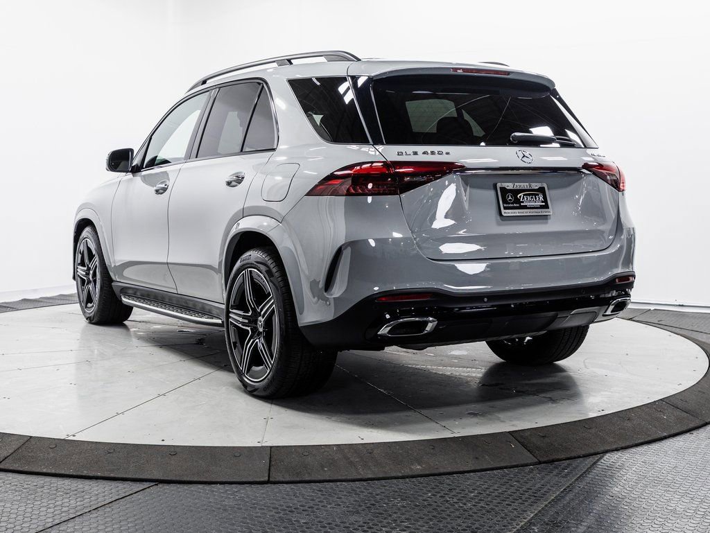 Certified 2025 Mercedes-Benz GLE 450e 4MATIC w/ AMG Line Interior image 29