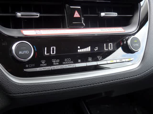 Used 2026 Toyota Corolla Cross XLE AWD/4WD image 27