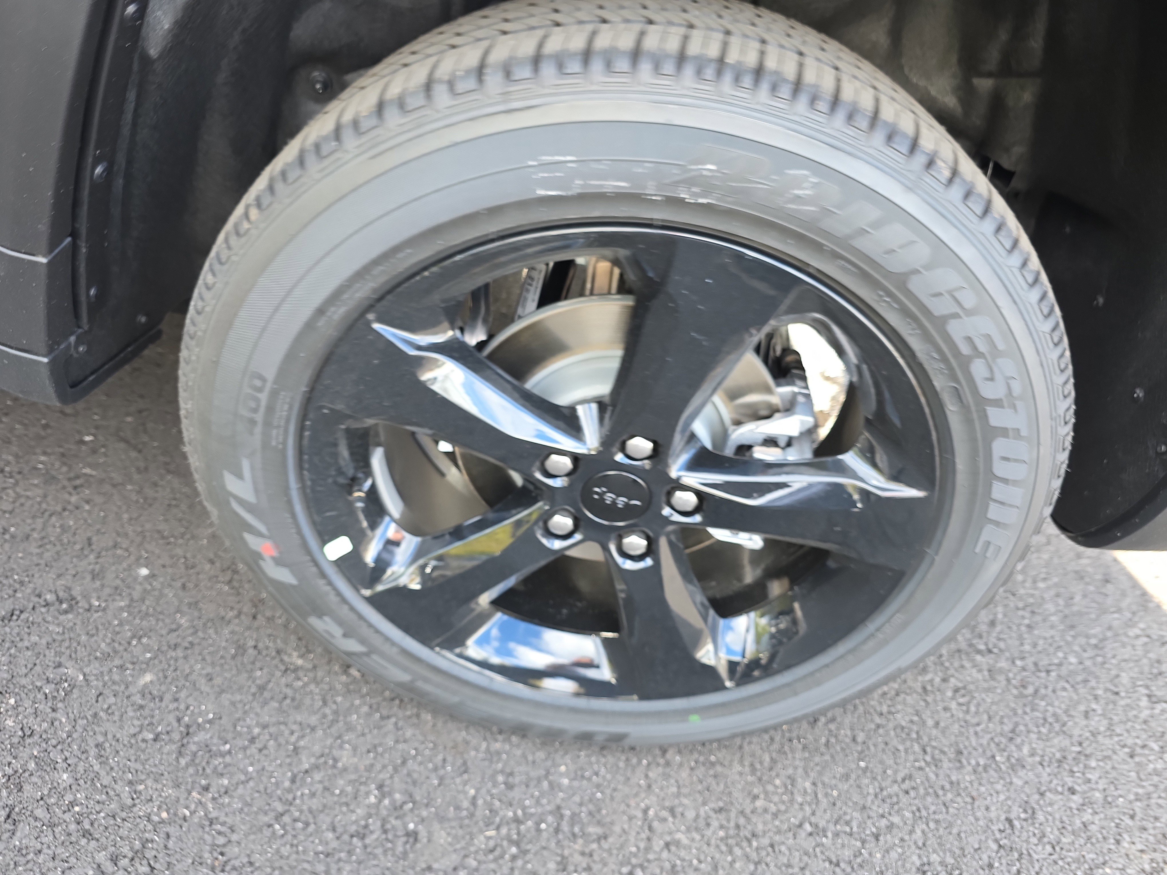 New 2025 Jeep Grand Cherokee Altitude image 31