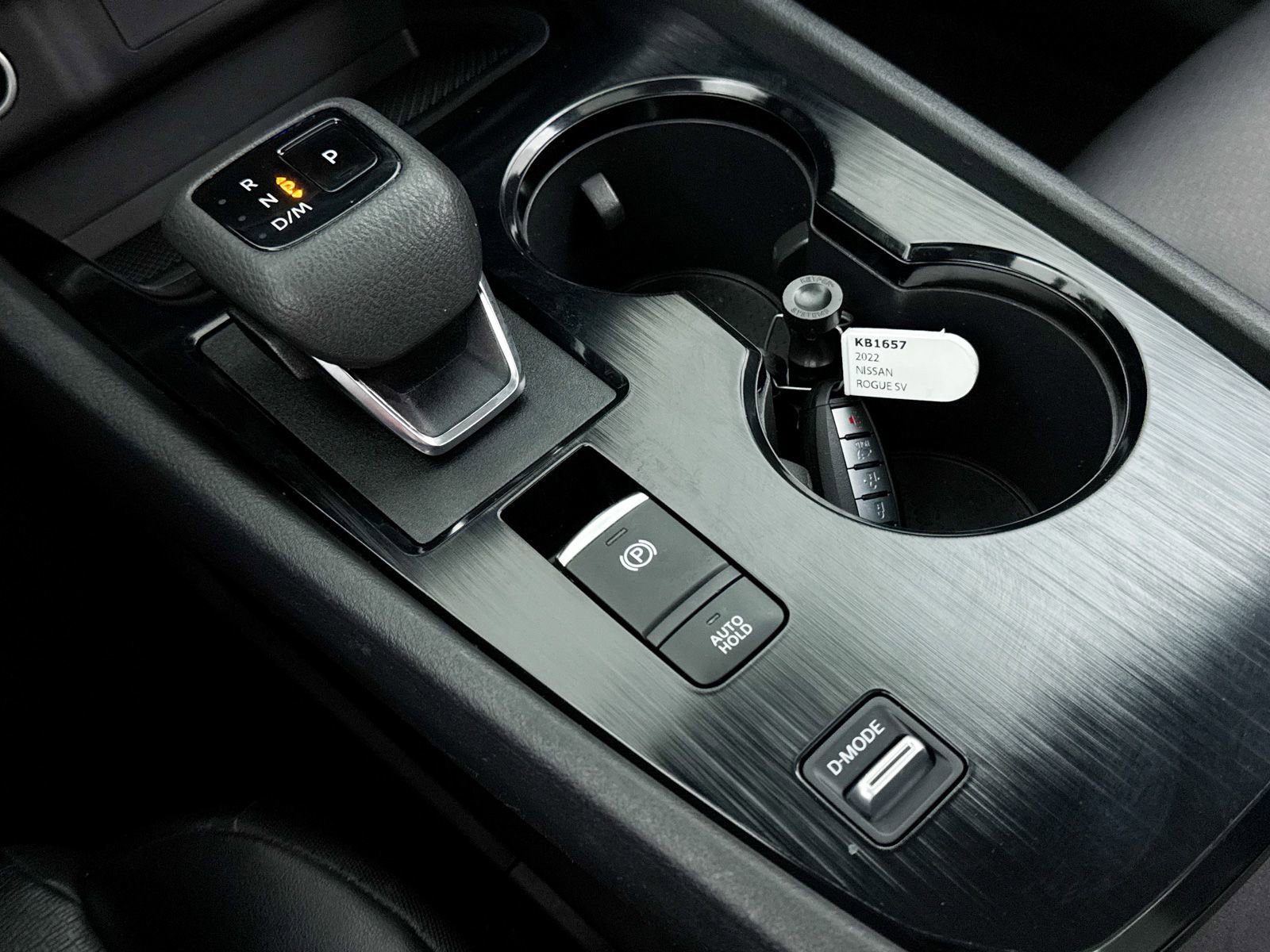 Used 2022 Nissan Rogue SV w/ SV Premium Package image 27