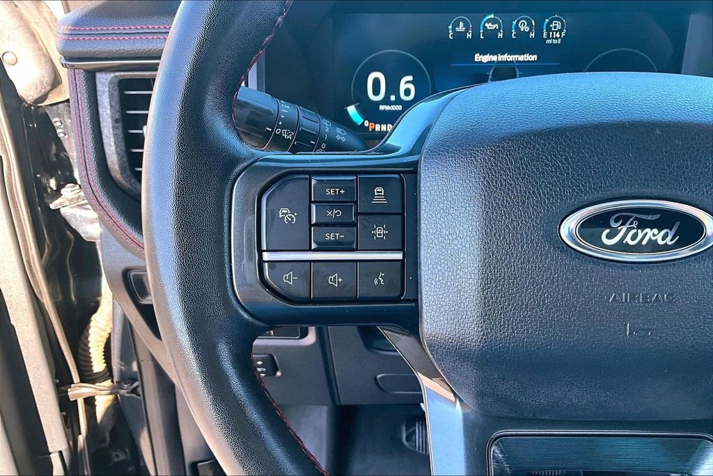 Used 2022 Ford Expedition Limited image 18