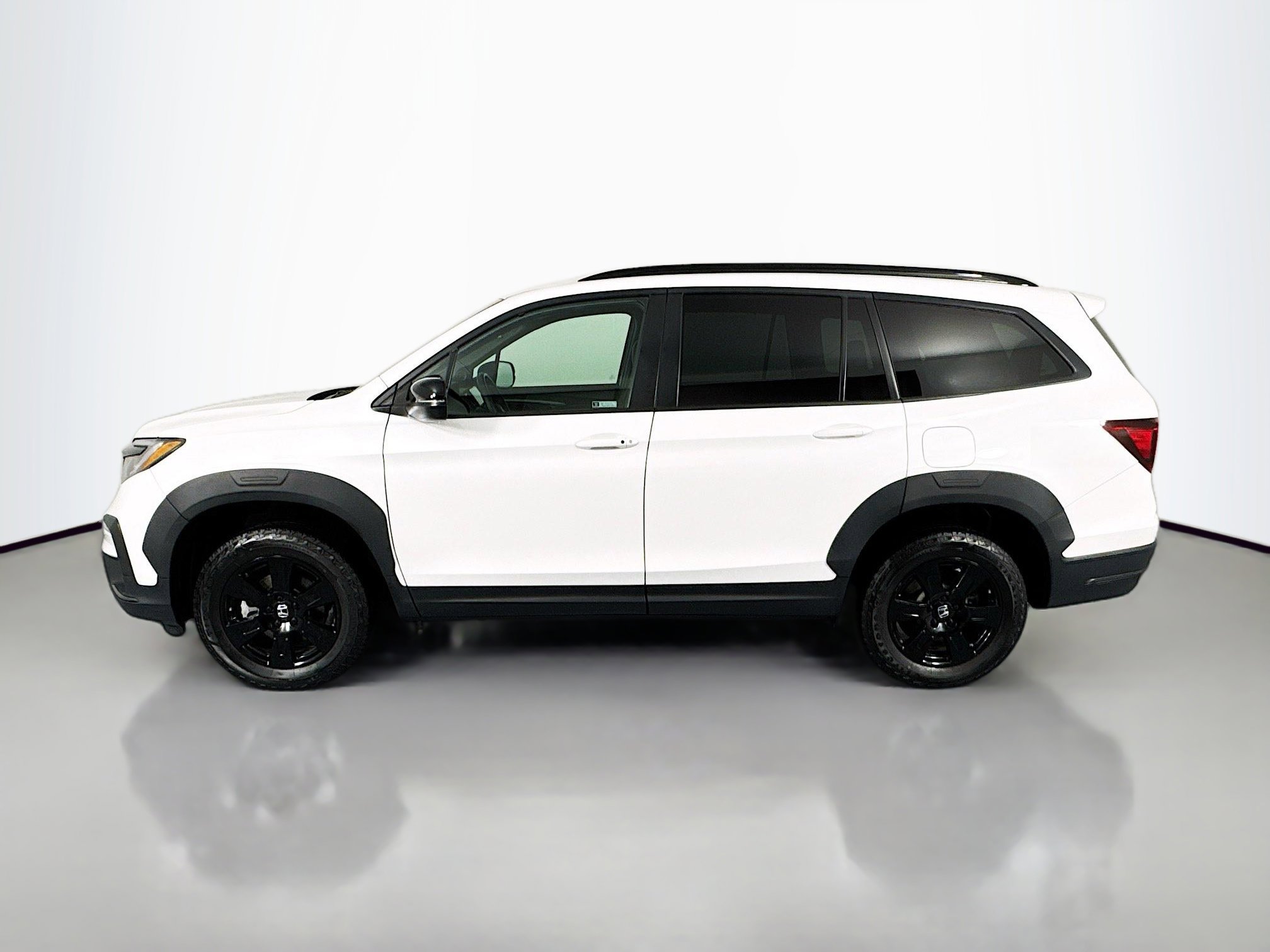 Certified 2022 Honda Pilot TrailSport image 8