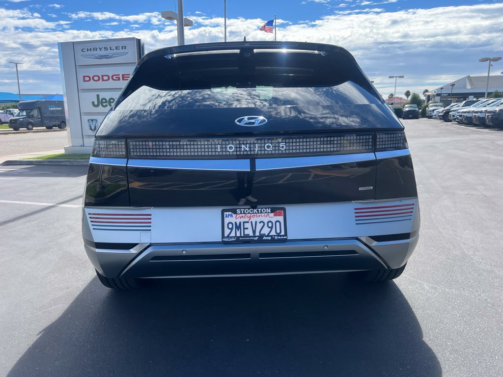 Used 2024 Hyundai Ioniq 5 Limited AWD/4WD image 19