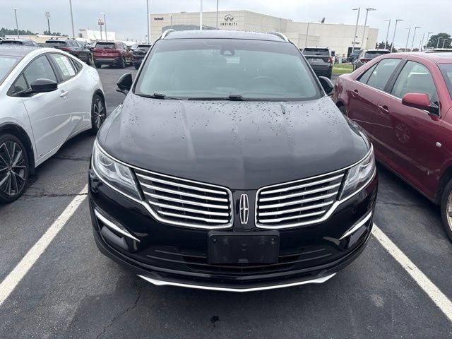Used 2018 Lincoln MKC Select w/ Select Plus Package AWD/4WD image 2