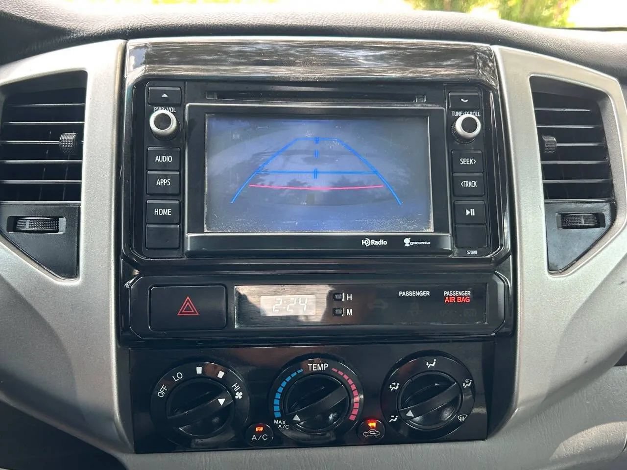 Used 2014 Toyota Tacoma PreRunner w/ SR5 Package RWD image 20