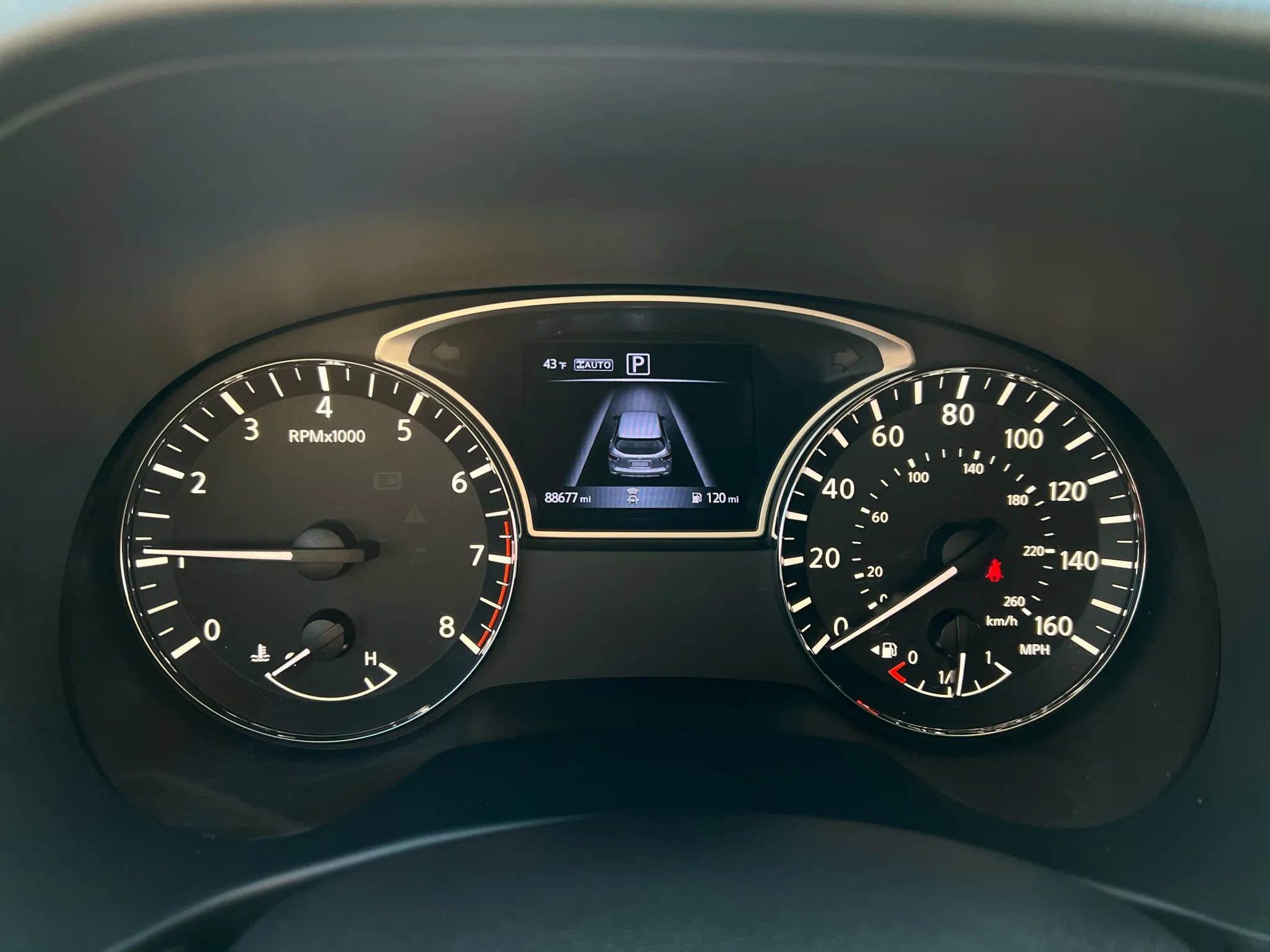 Used 2020 Nissan Pathfinder SL image 12