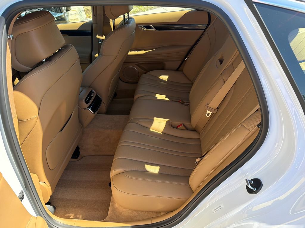 Used 2025 Genesis G80 2.5T image 20
