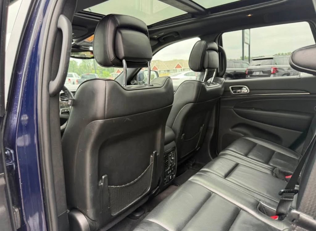Used 2018 Jeep Grand Cherokee High Altitude AWD/4WD image 12