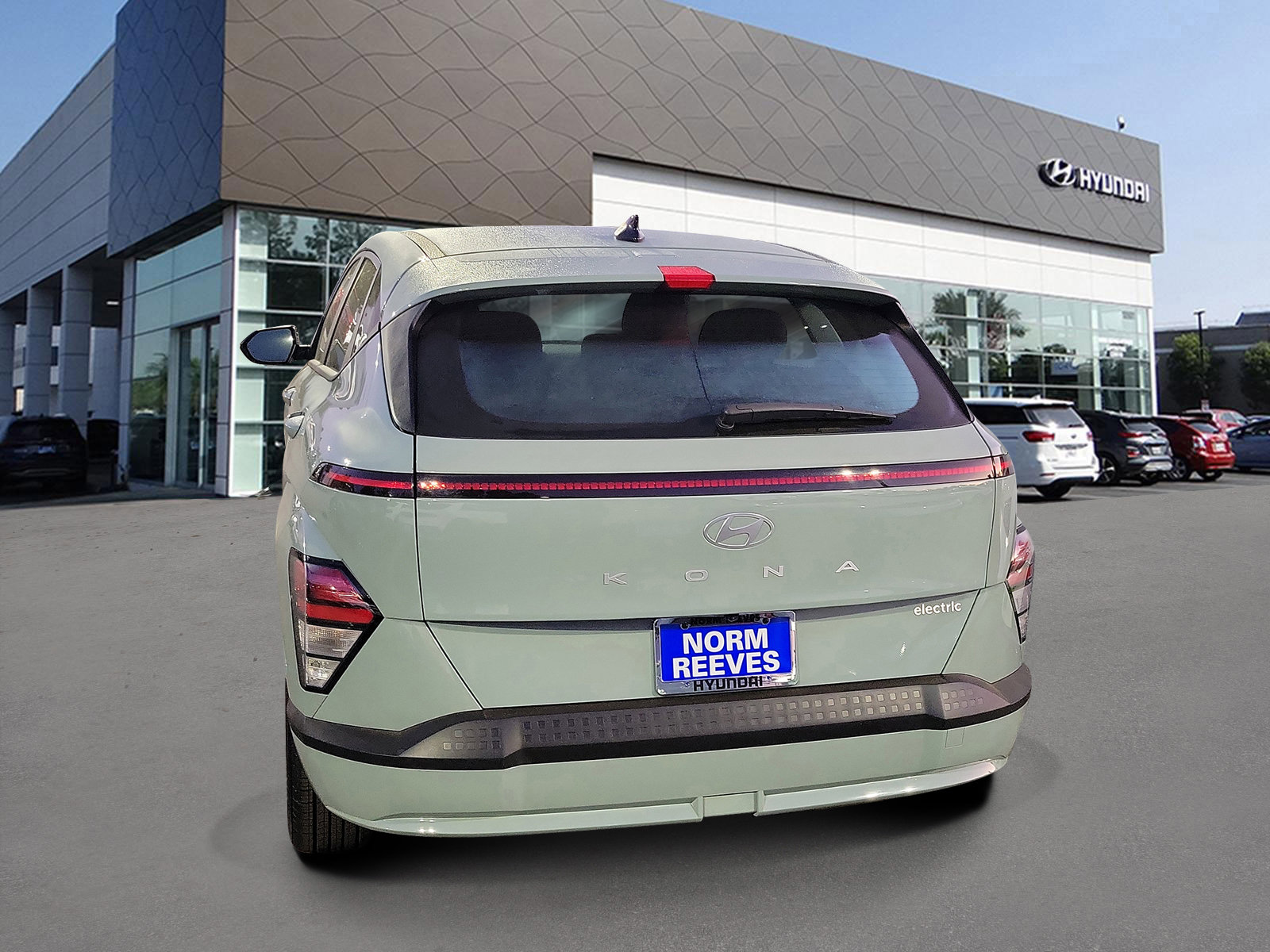 Certified 2024 Hyundai Kona SE image 4