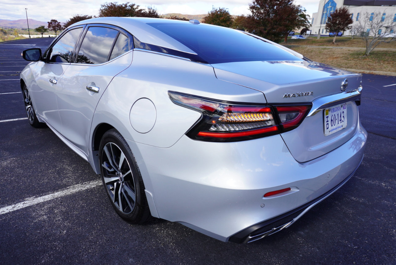 Used 2022 Nissan Maxima SV w/ Floor Mat Group image 7