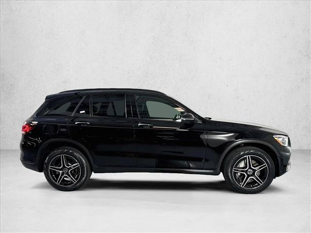 Used 2022 Mercedes-Benz GLC 300 4MATIC image 4