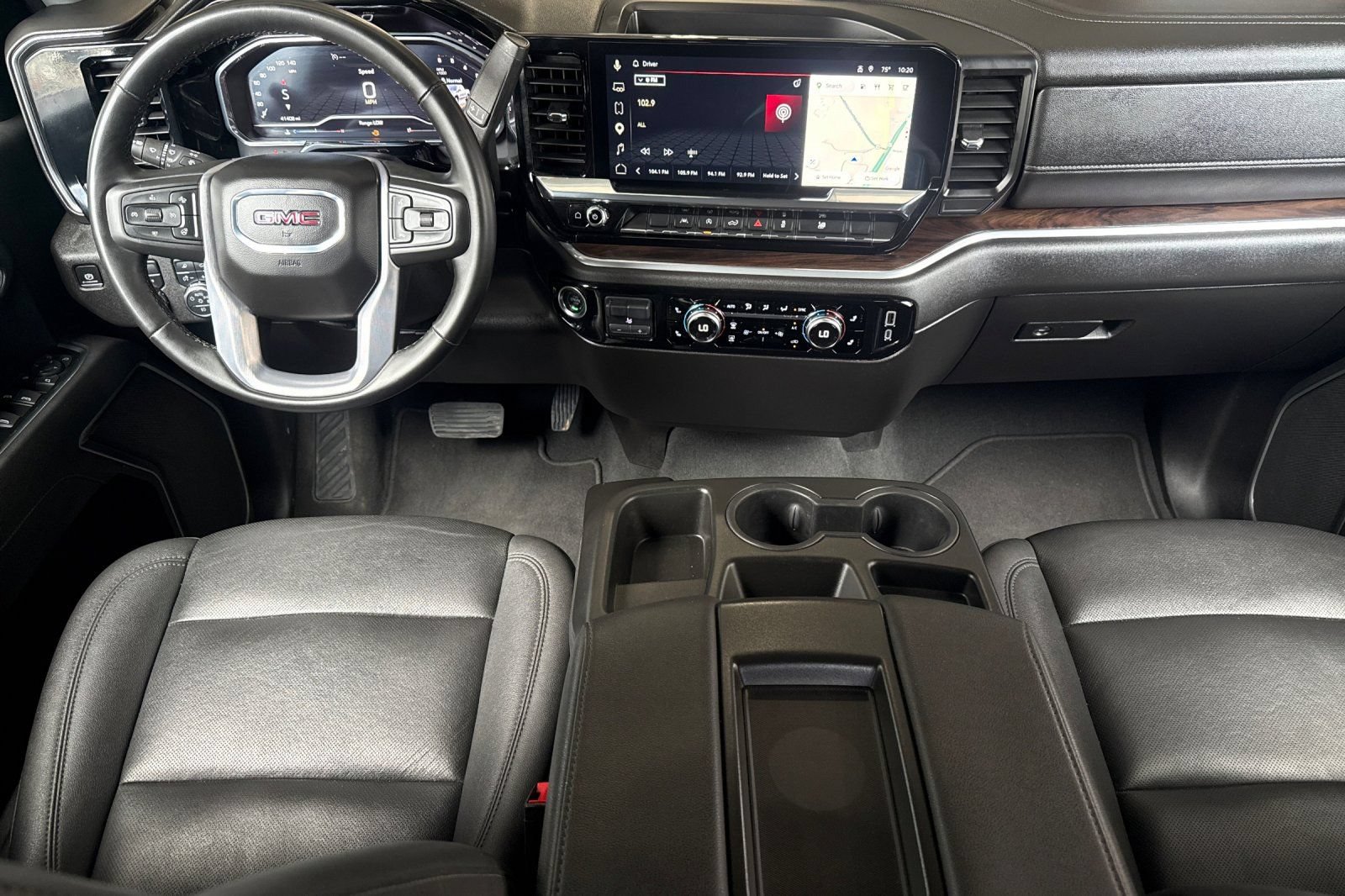 Used 2025 GMC Sierra 1500 SLT AWD/4WD image 14