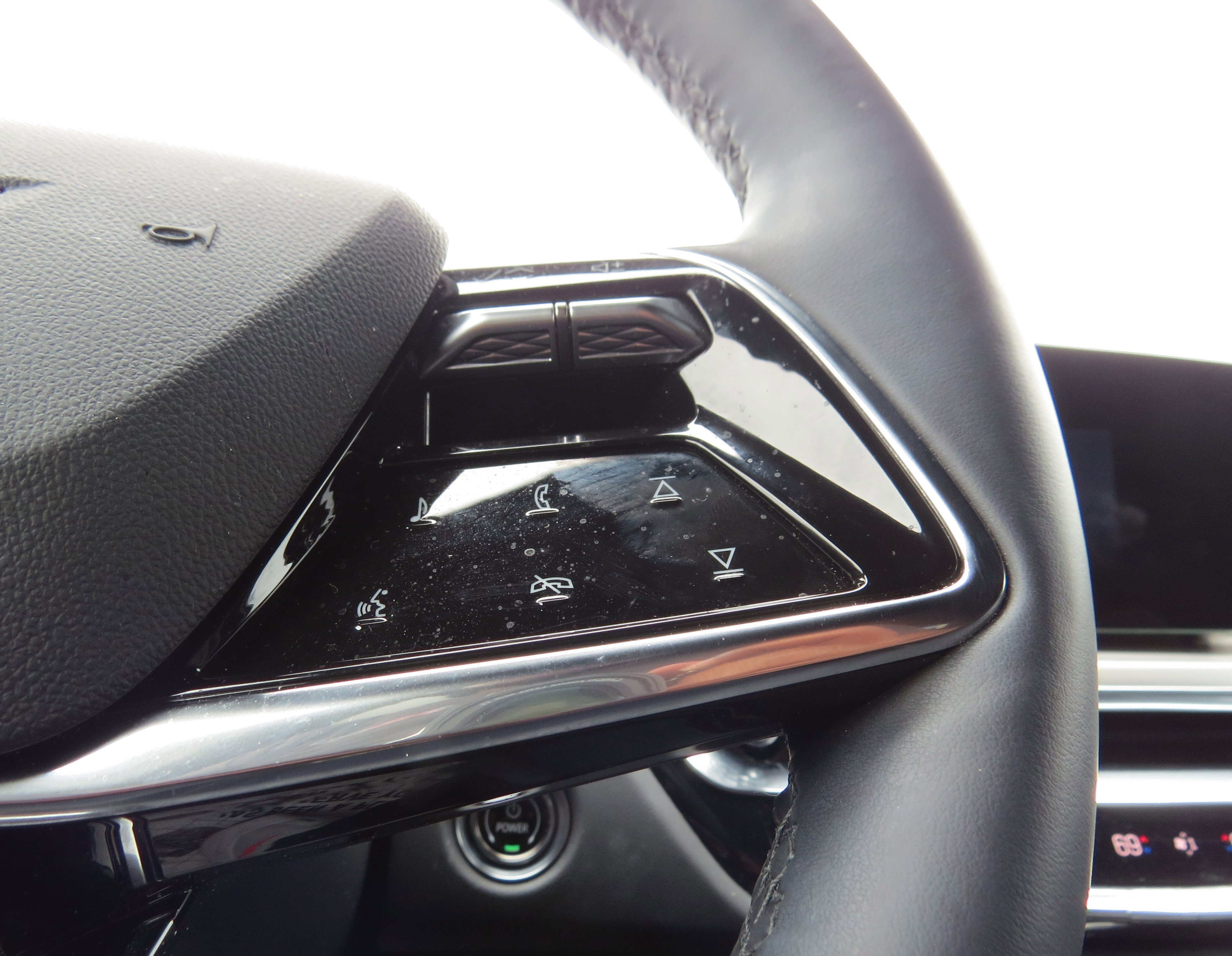 New 2025 Cadillac Lyriq Sport image 23