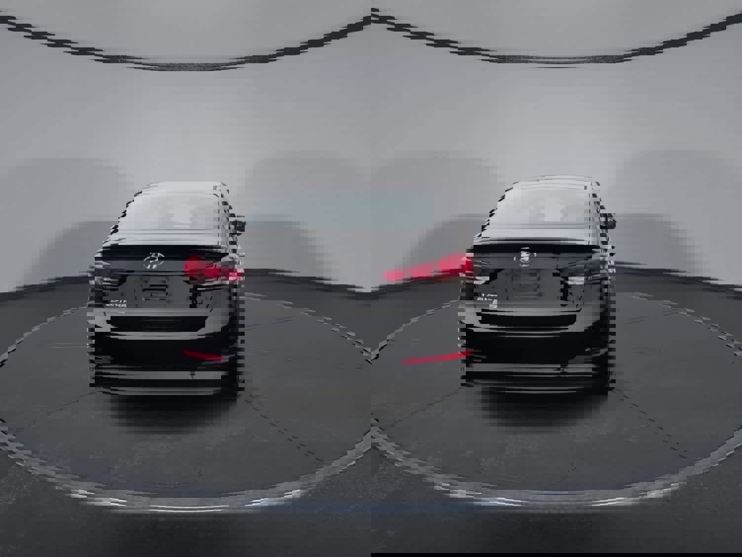 Used 2018 Hyundai Elantra SE image 7