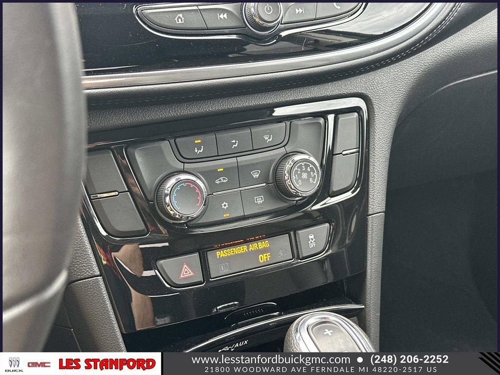 Used 2022 Buick Encore Preferred w/ Safety Package AWD/4WD image 31