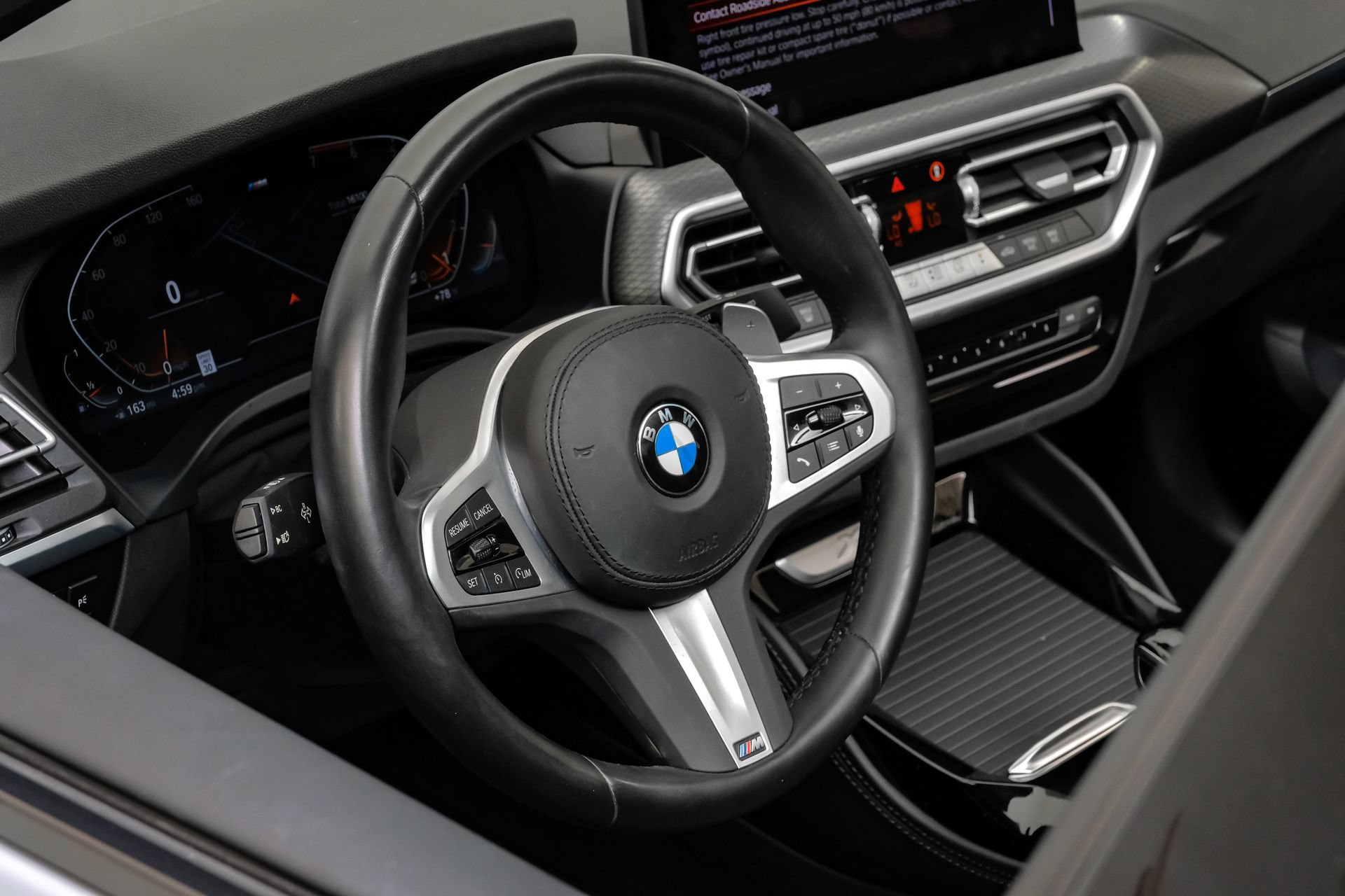 Used 2024 BMW X4 xDrive30i w/ M Sport Package AWD/4WD image 20