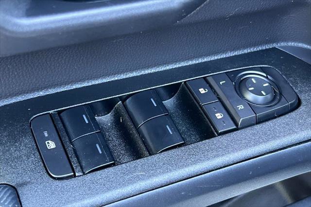 Certified 2025 Toyota 4Runner SR5 AWD/4WD image 13