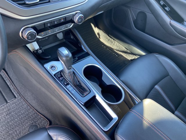 Used 2025 Nissan Altima 2.5 SR FWD image 16