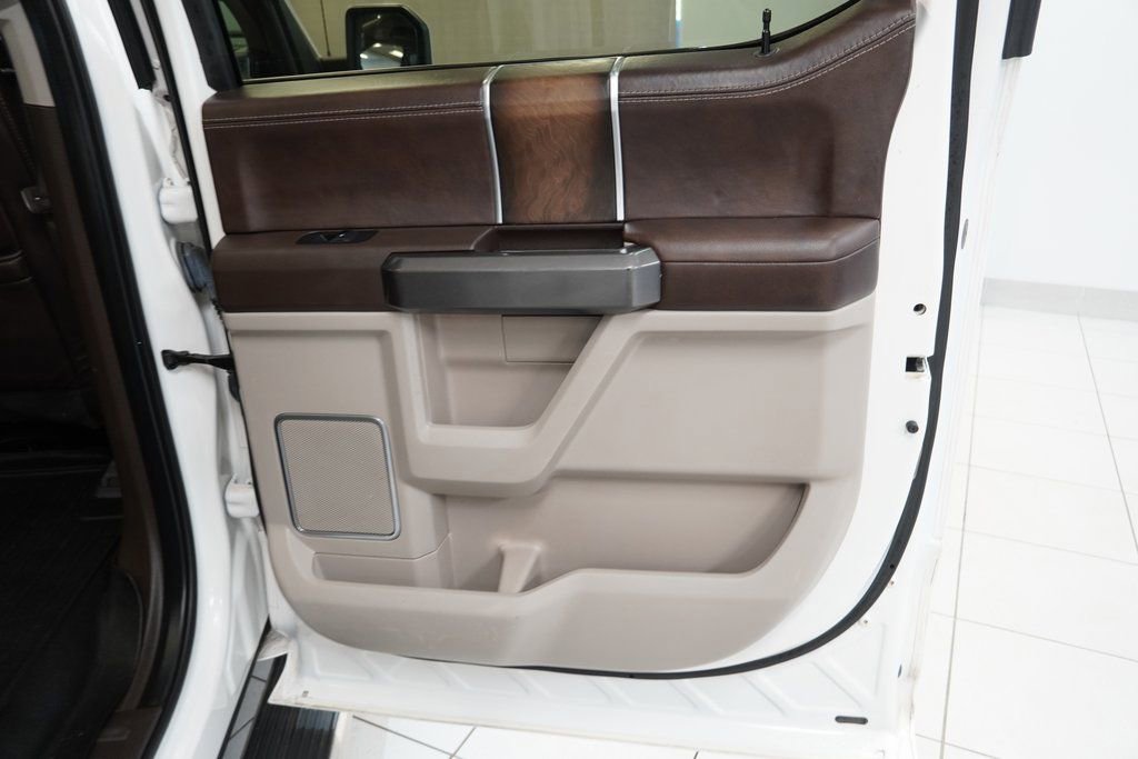 Used 2019 Ford F150 Limited w/ Trailer Tow Package image 27