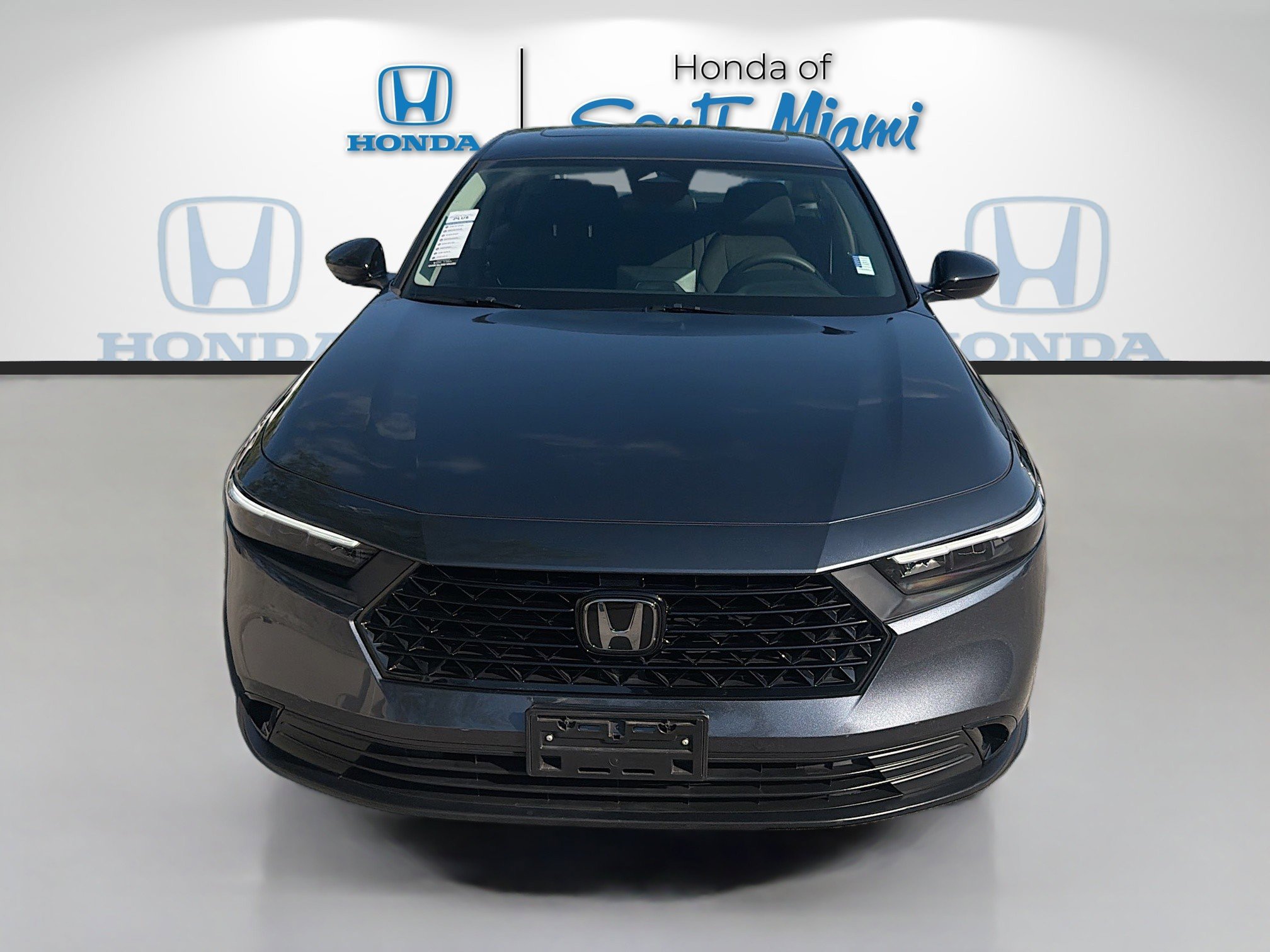 Certified 2025 Honda Accord SE image 2