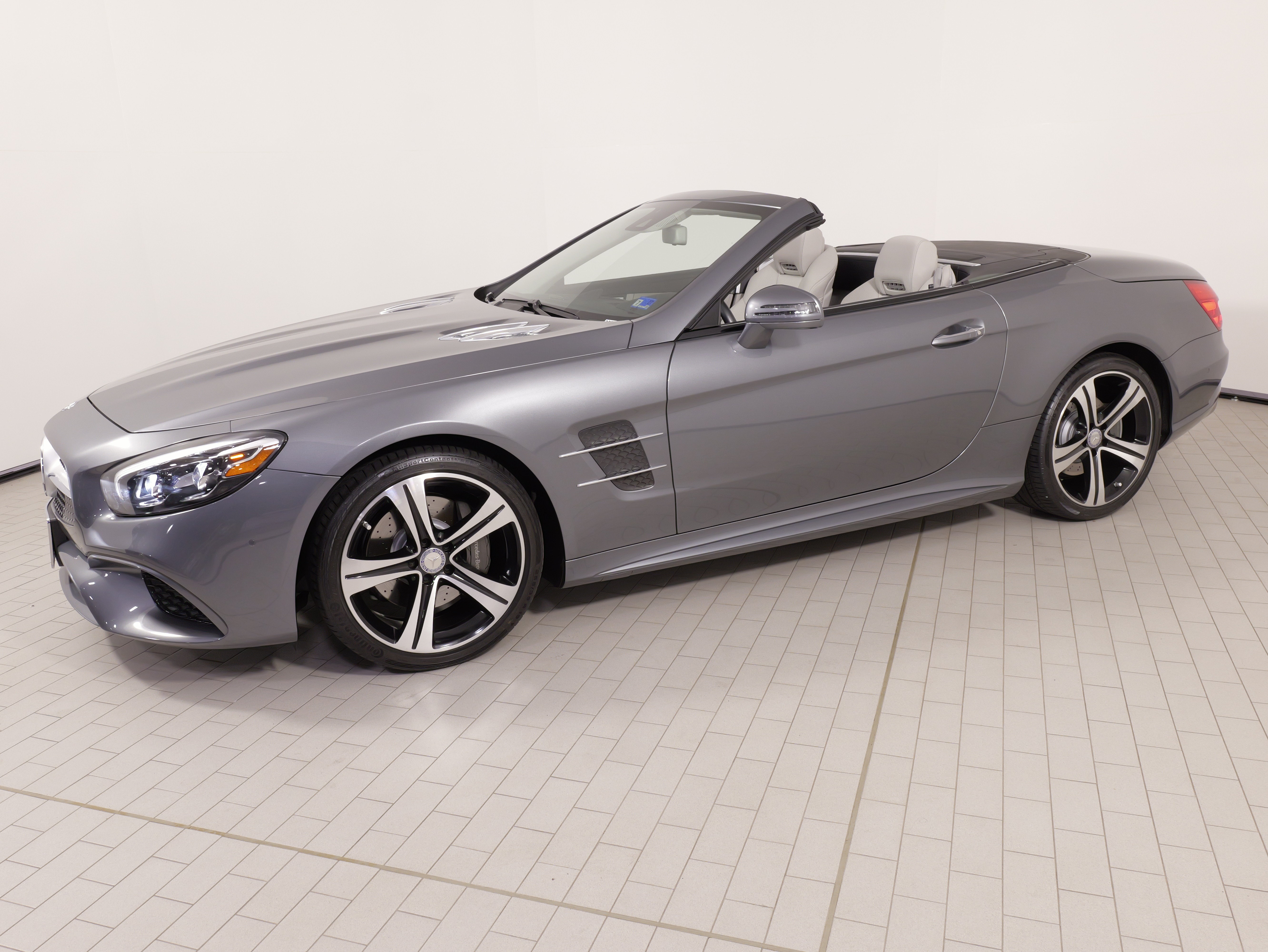 Used 2017 Mercedes-Benz SL 450