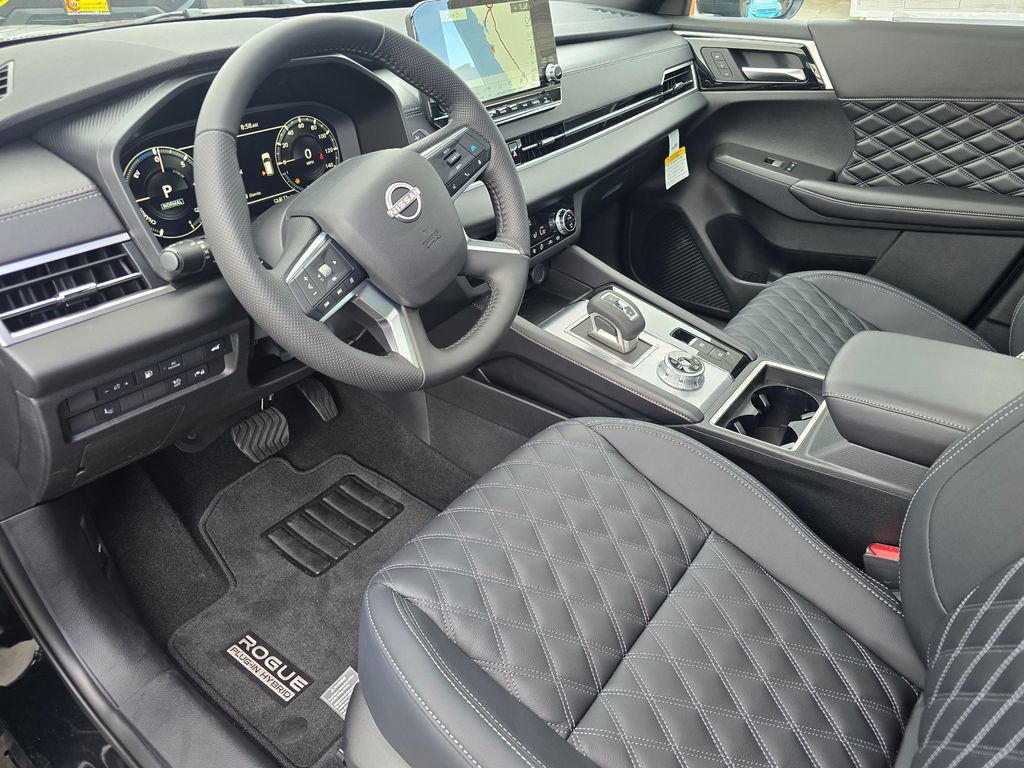 New 2026 Nissan Rogue Platinum image 14