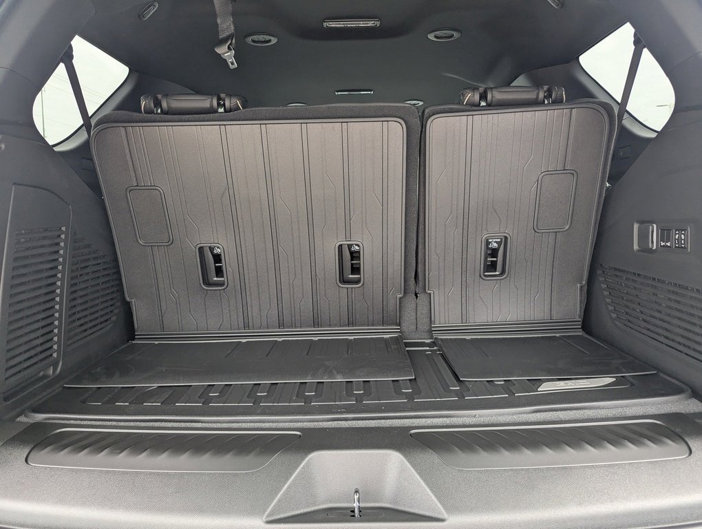 New 2026 GMC Yukon Elevation image 17